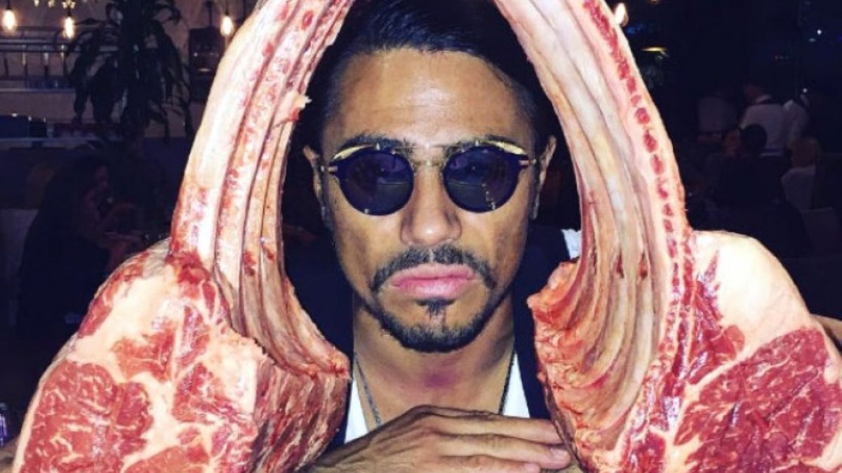 Nusret’ten “domuz eti” göndermesi! Sessizliğini bozdu…