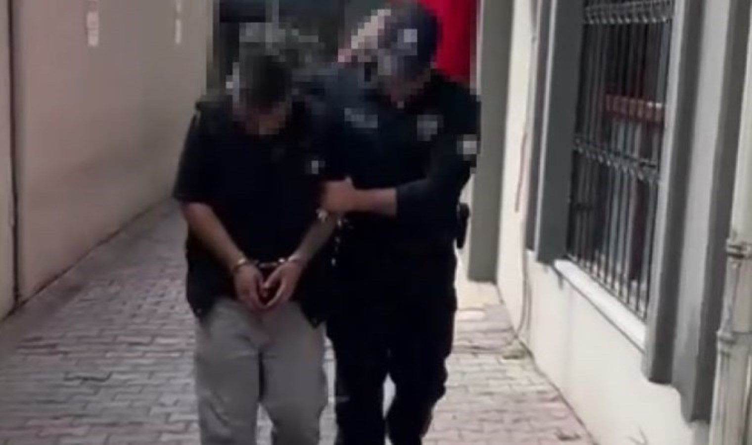 Satın alma bahanesiyle baktığı motosikleti çaldı