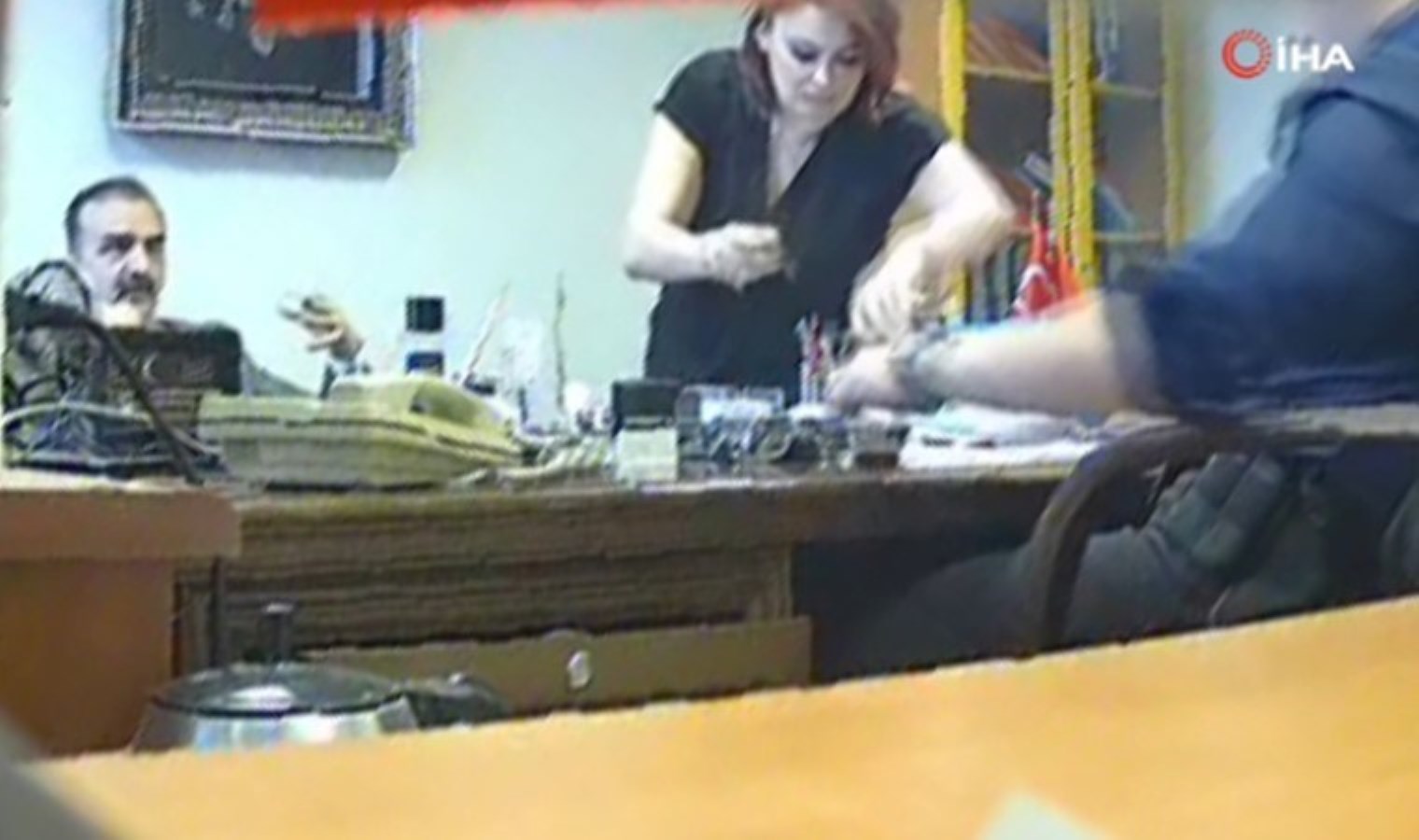 Savcıyı makamında tehdit etmişlerdi: 5’i tutuklandı