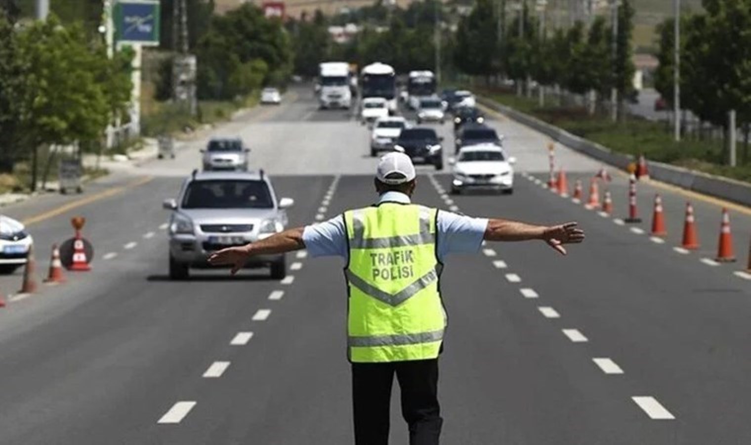 Trafiğe çıkacaklar dikkat: Yarın Ankara’da bu yollar kapalı!