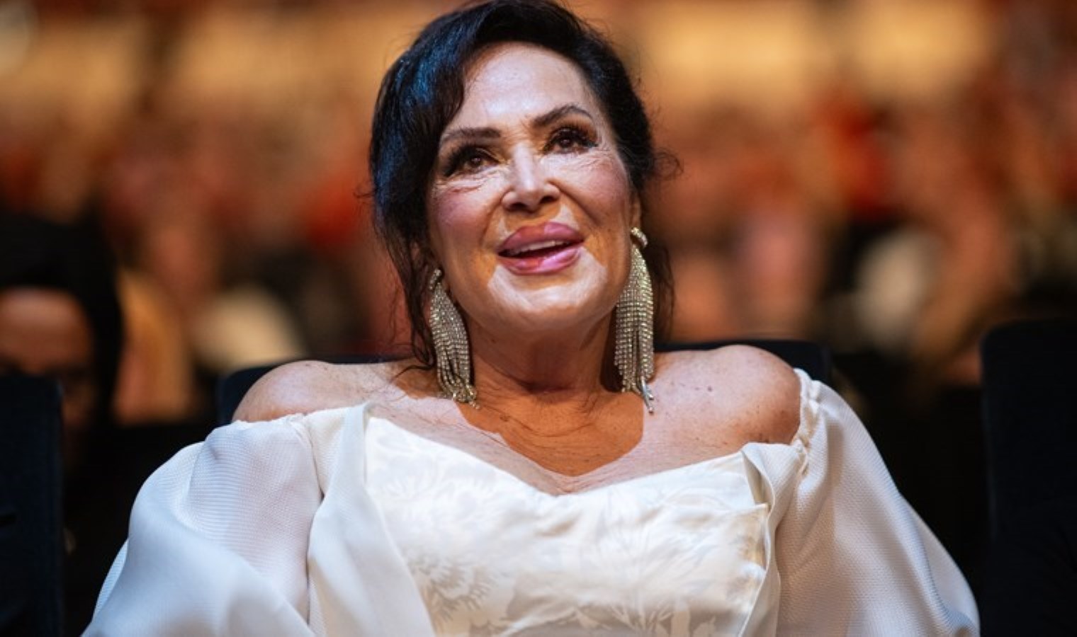 Türkan Şoray’a KKTC’de ‘fahri doktora’ unvanı verilecek