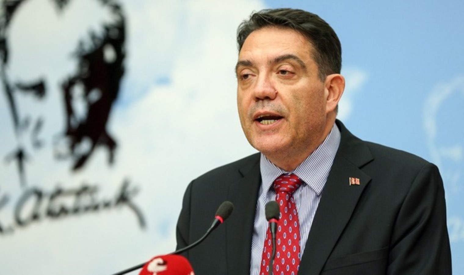 Yankı Bağcıoğlu: Lübnan’daki vatandaşlarımızın tahliye sürecine Türk Silahlı Kuvvetleri dahil edilmeli