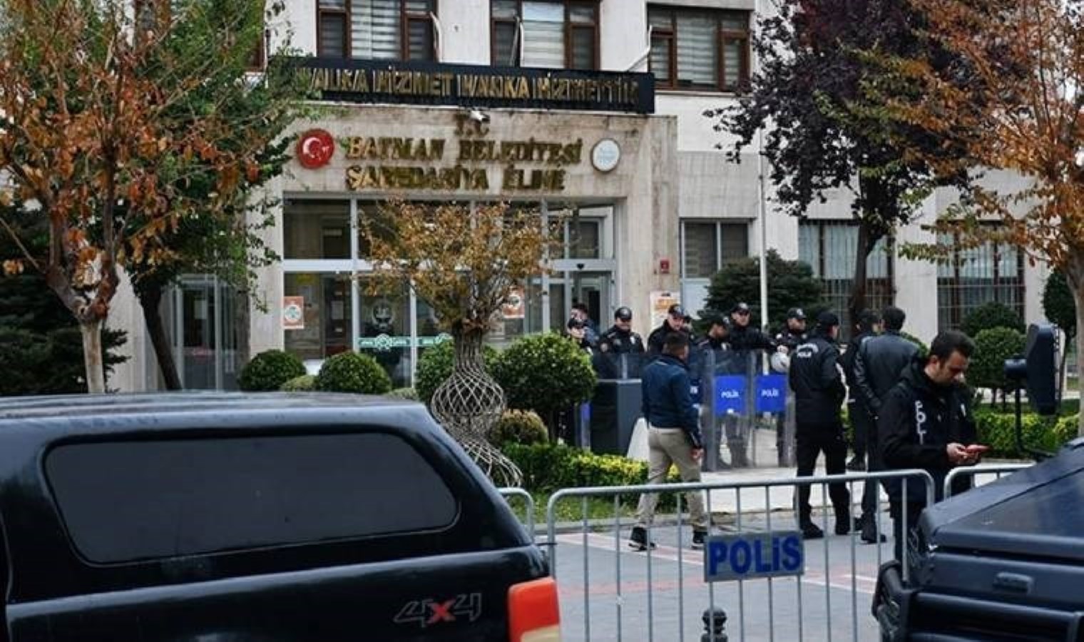 53 barodan kayyum açıklaması: İçişleri Bakanlığı’na çağrı!