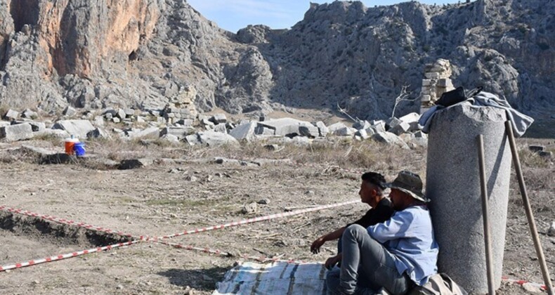 Anavarza Antik Kenti’nde Havariler Kilisesi’nin kazı çalışmaları başladı