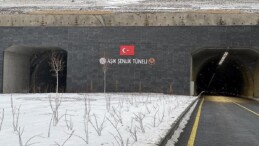 Ardahan’da hizmete geçen Aşık Şenlik Tüneli’nin ikinci tüpü yarın açılıyor