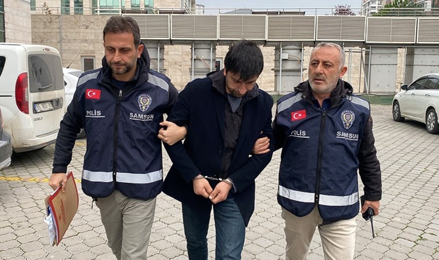 AVM’den kıyafet çalan şüpheliden ilginç savunma: ‘Çalma hastalığım var’