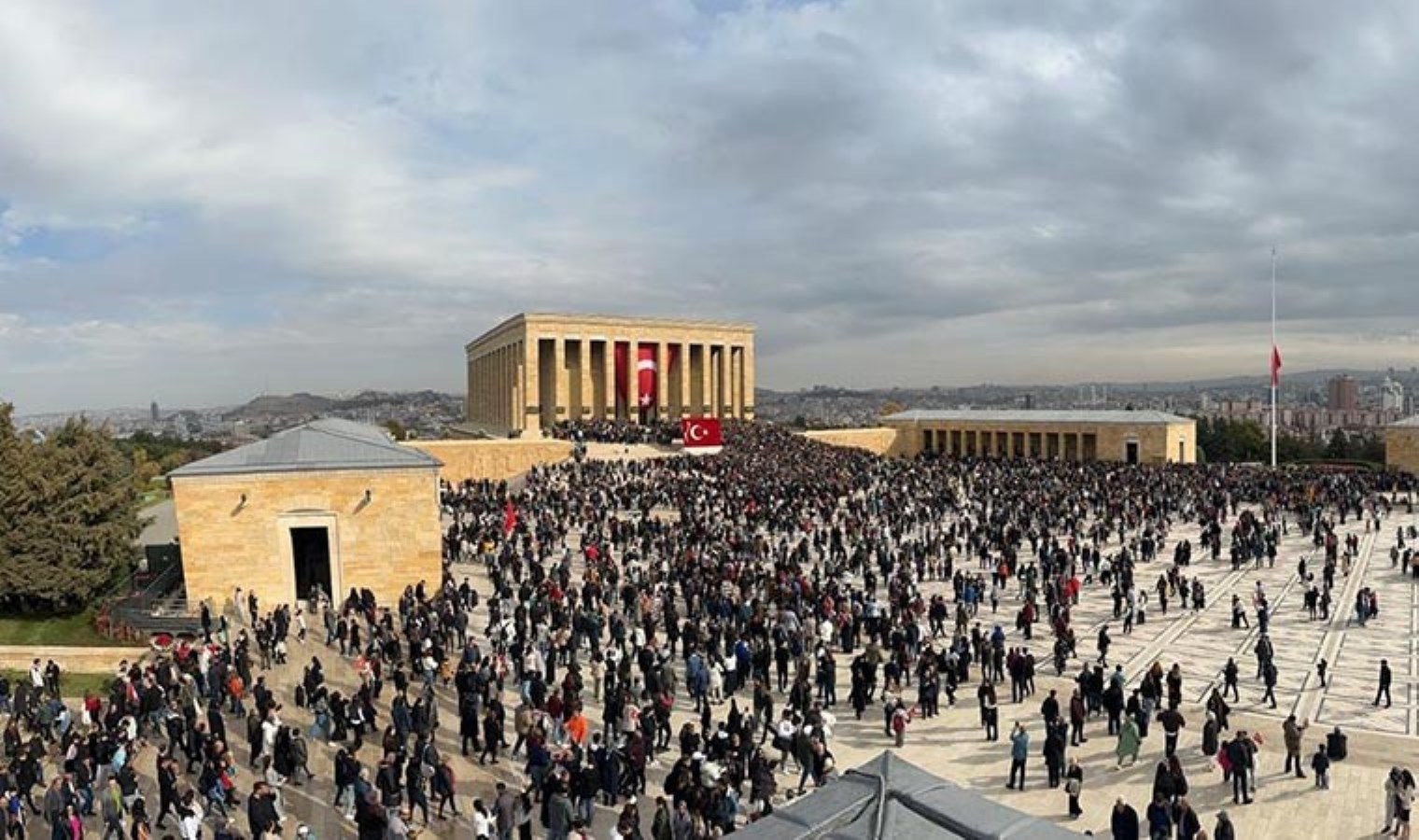 Bakanlık açıkladı: Anıtkabir’e 10 Kasım’da rekor ziyaretçi