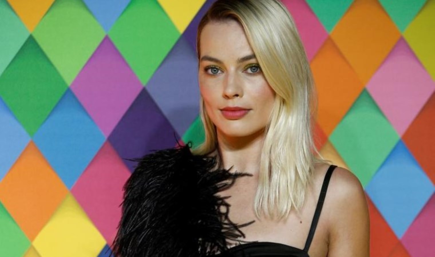 Barbie’nin yıldızı Margot Robbie anne oldu!