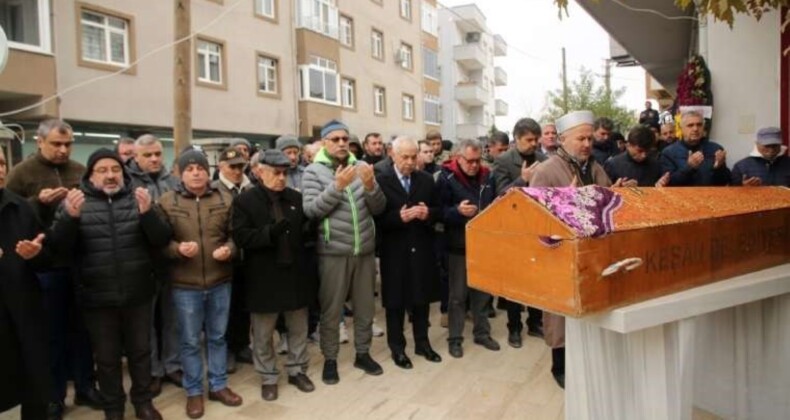 Begüm hemşire rahatsızlanınca kapıyı açık bırakmış