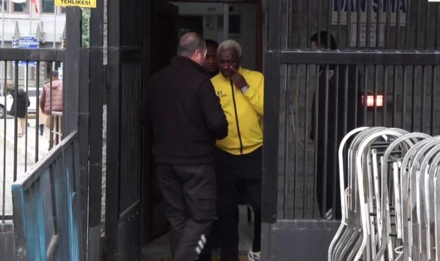 Beyoğlu’nda cinayet… İbrahim Yattara’nın arkadaşı ‘banyo’ kavgasında öldürüldü!