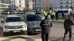 ‘Bisikleti kaldırıp kaldırıma koydun’ kavgası: 1’i polis 3 yaralı