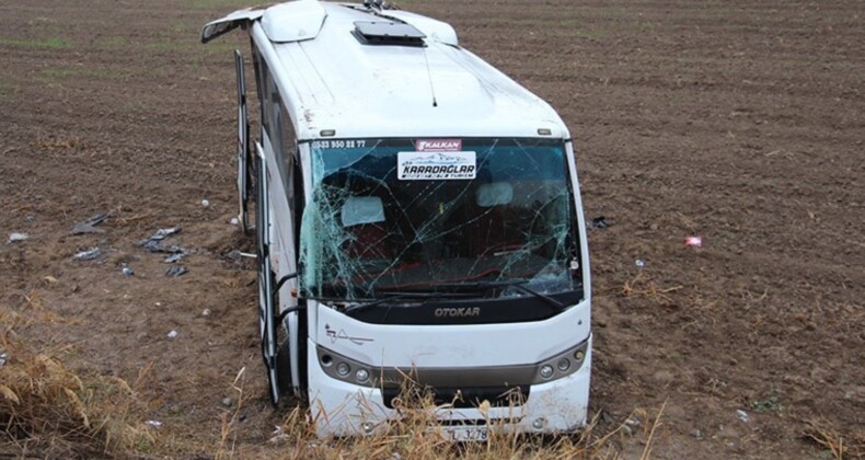 Çankırı’da feci kaza… Cenazeye gidenleri taşıyan midibüs, şarampole devrildi: 29 yaralı