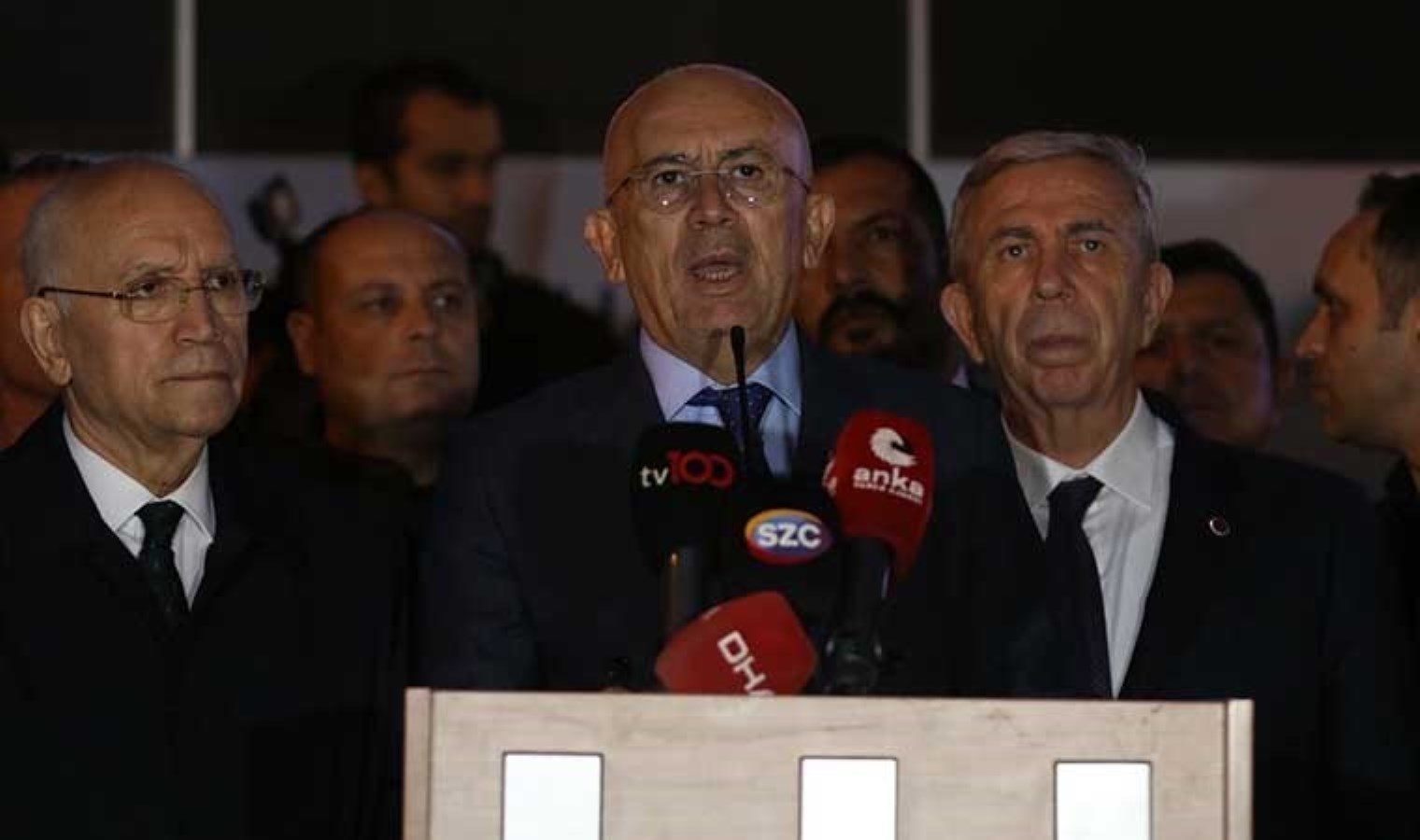 CHP’den Ankara’da kayyum protestosu: Mansur Yavaş da katıldı