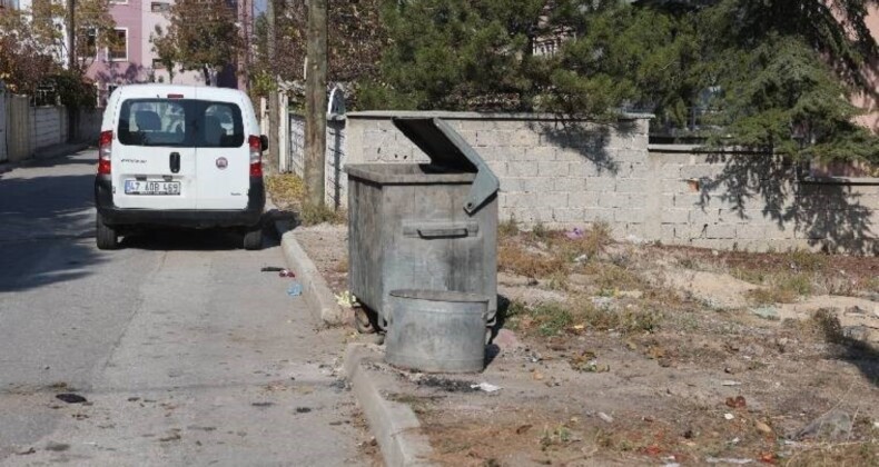 Çöp konteynerinde yeni doğmuş bebek bulundu: Bırakanlar aranıyor!