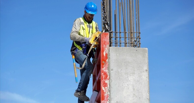 Deprem sonrası inşaat sektöründe çalışan sayısı arttı