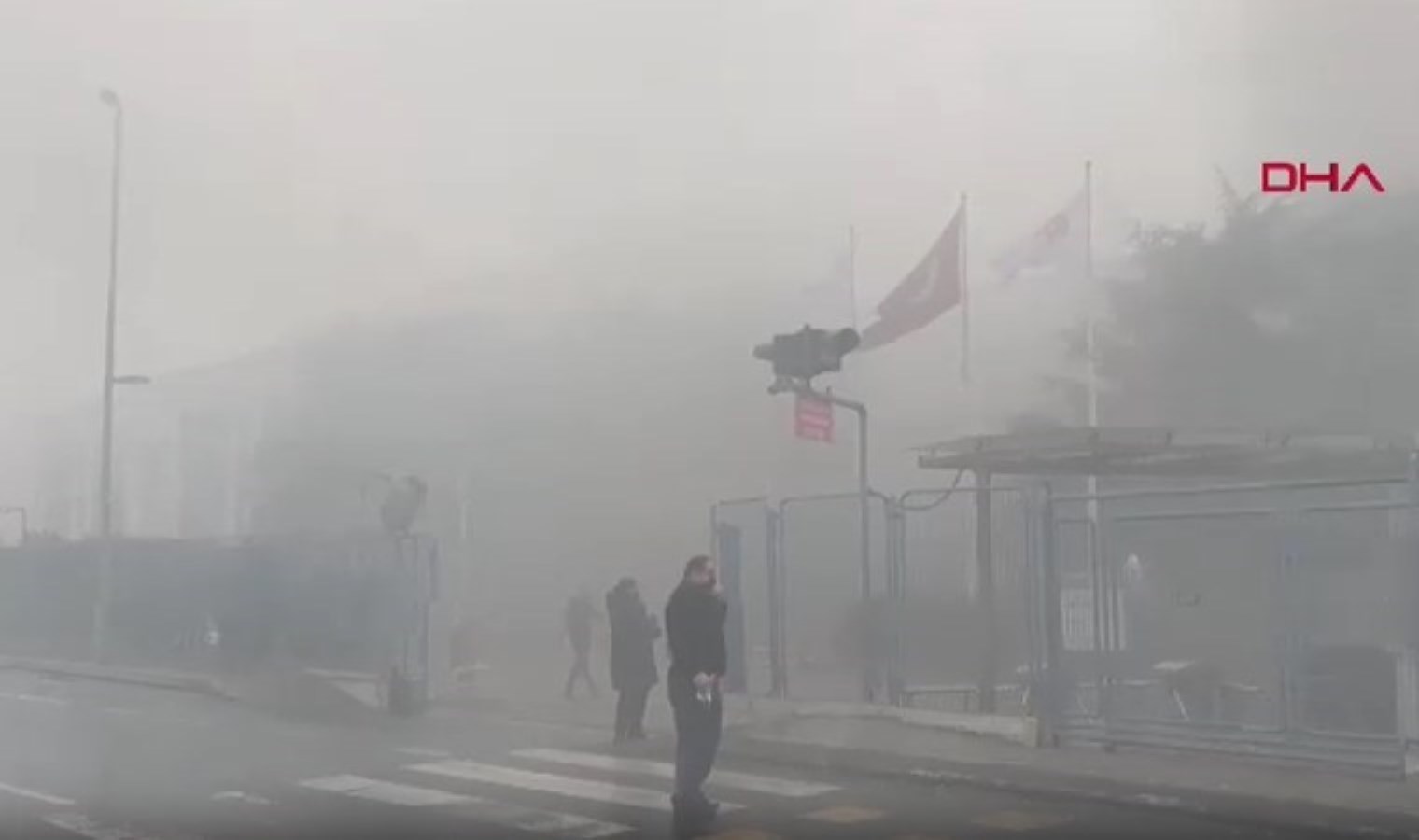 Esenyurt’ta fabrika yangını!