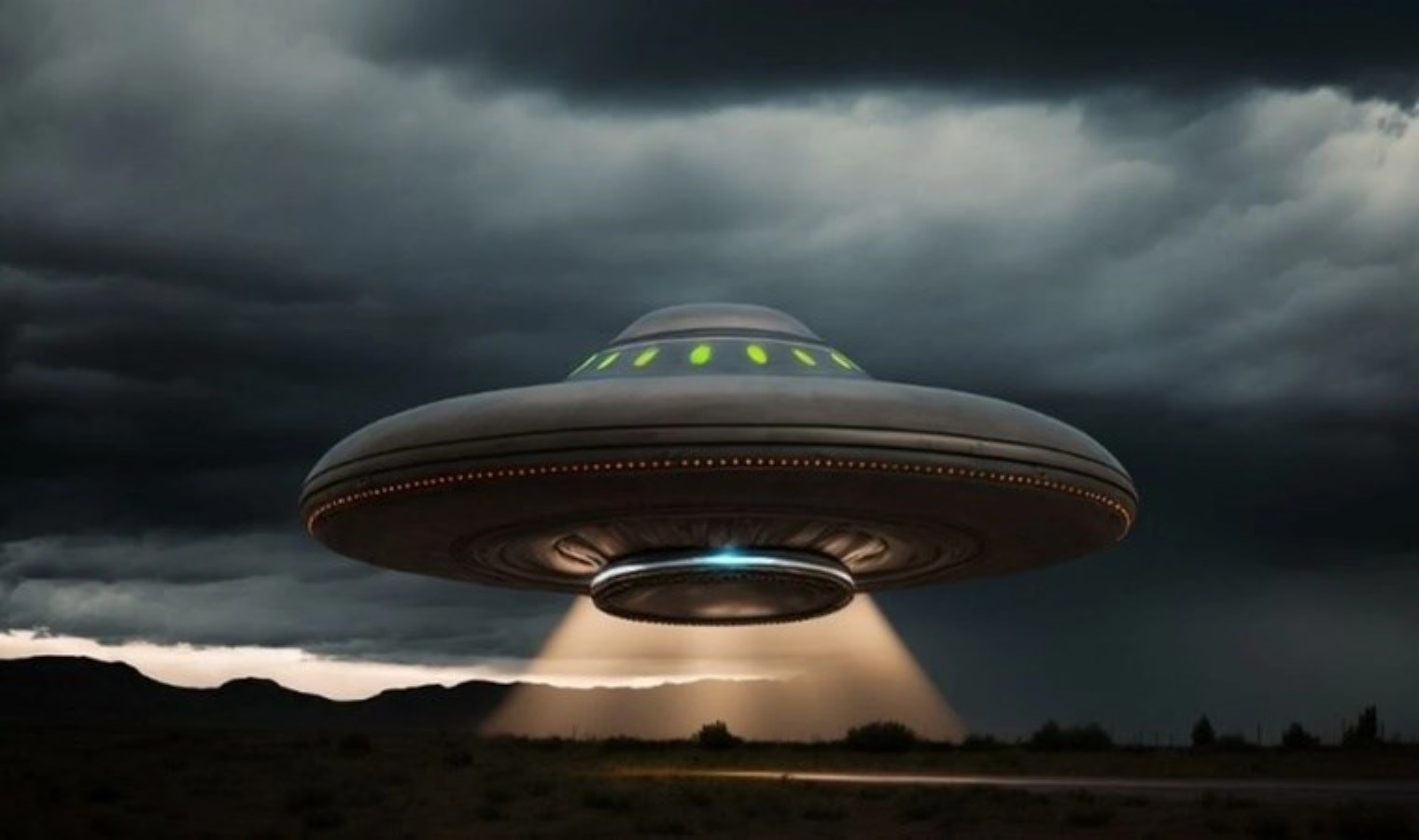 Eski Pentagonlu yetkiliden UFO iddiası: Evrende yalnız değiliz