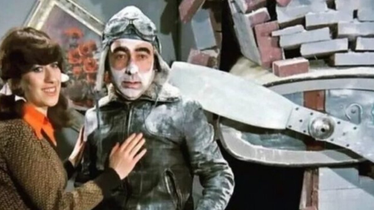 Gülen Gözler filminde Vecihi’nin uçtuğu ev bakın neresi!