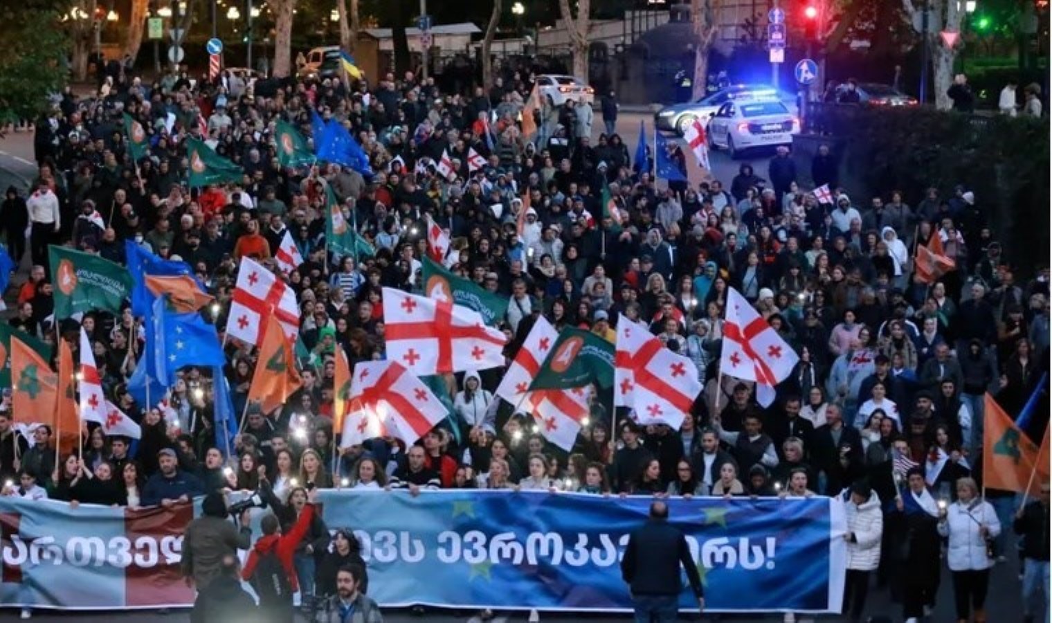Gürcistan’da parlamento seçimi: Muhalefet sonuçları tanımıyor