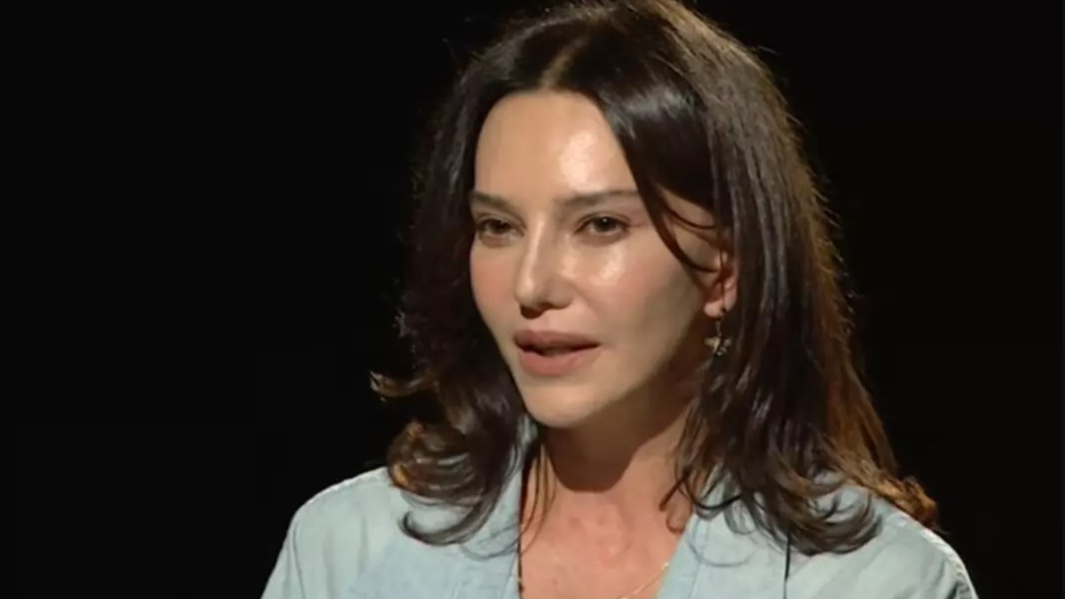 Hande Ataizi’nin Fethi Pekin ile evliliği sadece 1 gün sürmüştü! Ünlü oyuncu bir itirafta bulundu