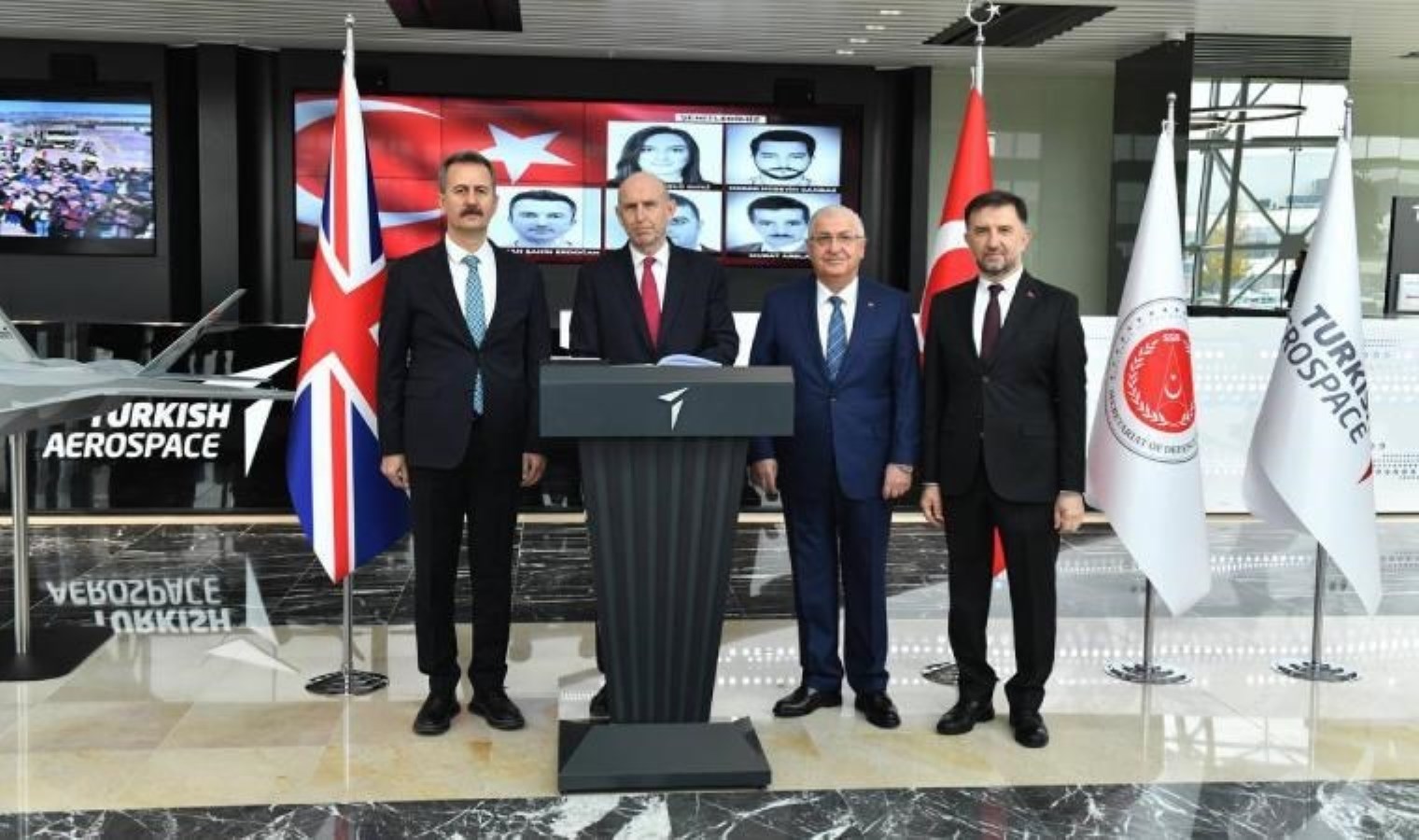 İngiltere Savunma Bakanı Healey, TUSAŞ’ı ziyaret etti