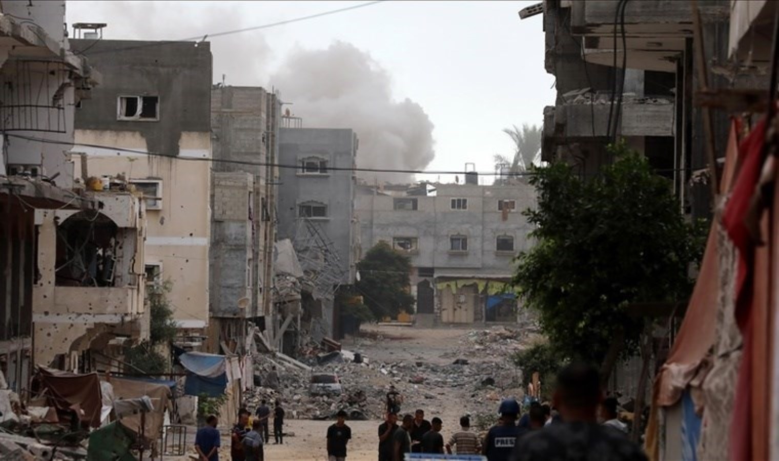 İsrail, Gazze’nin kuzeyindeki Beyt Lahiya’yı vurdu: 35 kişi öldü