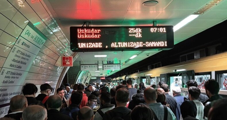 İstanbul’da sürücüsüz Üsküdar-Samandıra metrosu durakları pas geçti, yolcular panik yaşadı!