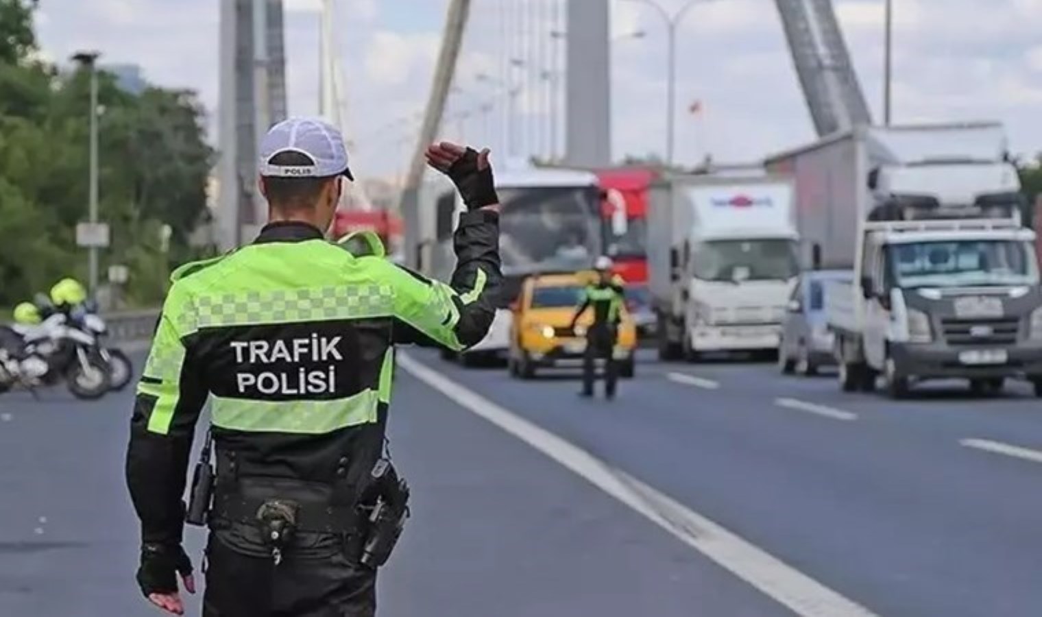 İstanbullular dikkat: 29 Ekim Cumhuriyet Bayramı’nda bu yollar trafiğe kapalı!