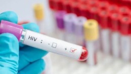 İzmir’de 13 yaşındaki çocuk AİDS’ten öldü, babanın HIV testi pozitif çıktı: Bakanlıktan ‘cinsel istismar’ iddialarına yanıt!