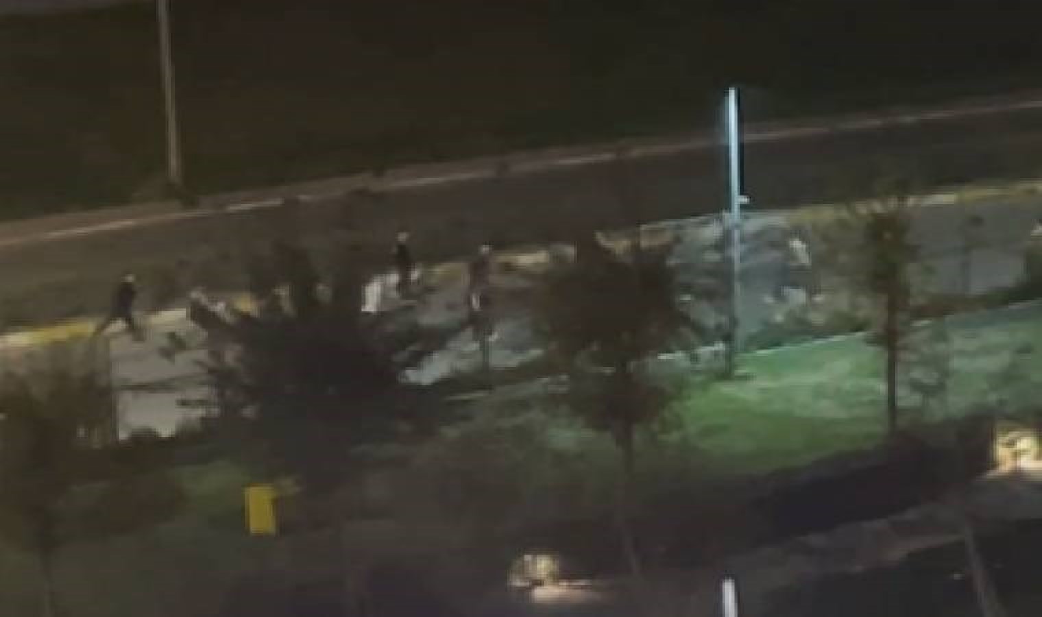 Küçükçekmece’de iki grup arasında silahlı kavga!