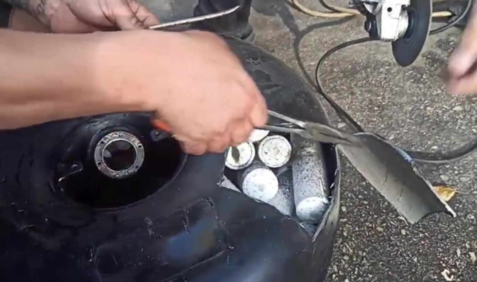 LPG deposundan 10 kilogram ‘eroin’ çıktı