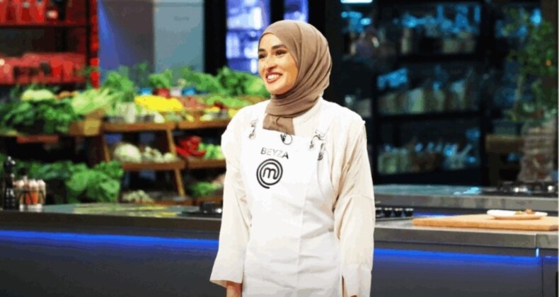 MasterChef’te olay sakatlık: Beyza’nın yüzüne kaynar yağ döküldü! Yarışmacı acil olarak hastaneye kaldırıldı!