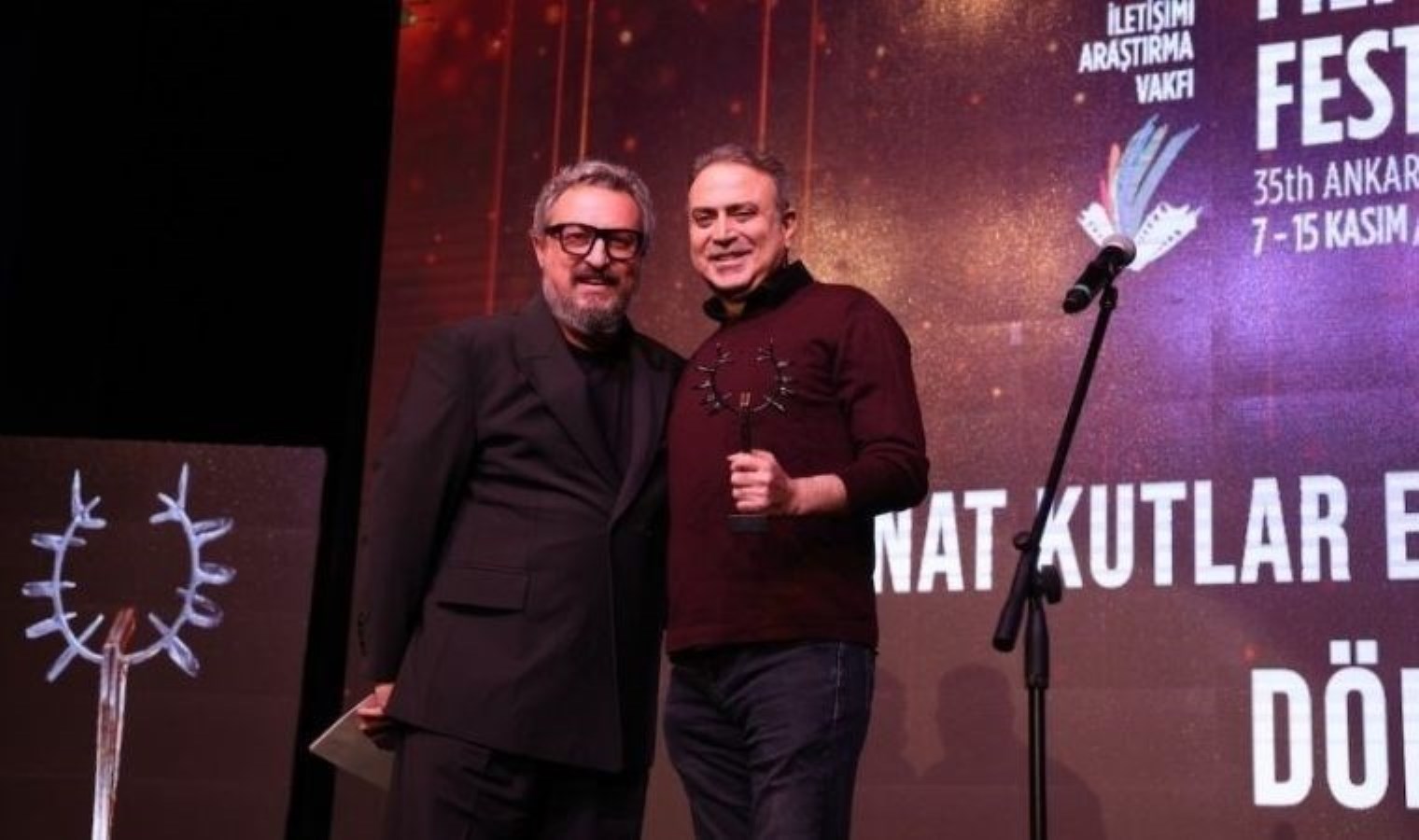 Onur Saylak konuşmasıyla festivale damga vurdu: ‘Her gün neremizden vergi alınacağını düşündüğümüz bir dönem…’