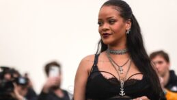 Rihanna’dan seçim şakası: Oğlumun pasaportuyla oy kullanacağım