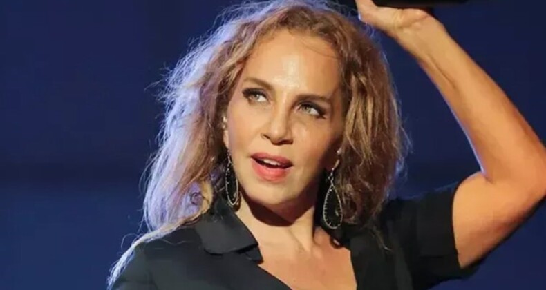 Sertab Erener ‘Saygı1’ etkinliğinde gözyaşlarına hakim olamadı