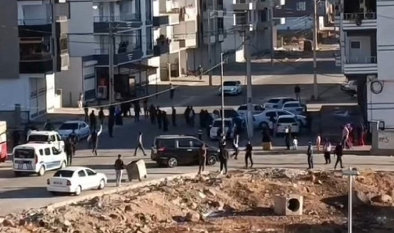 Siverek’te komşular arasında ‘taşlı sopalı’ kavga: 11 yaralı