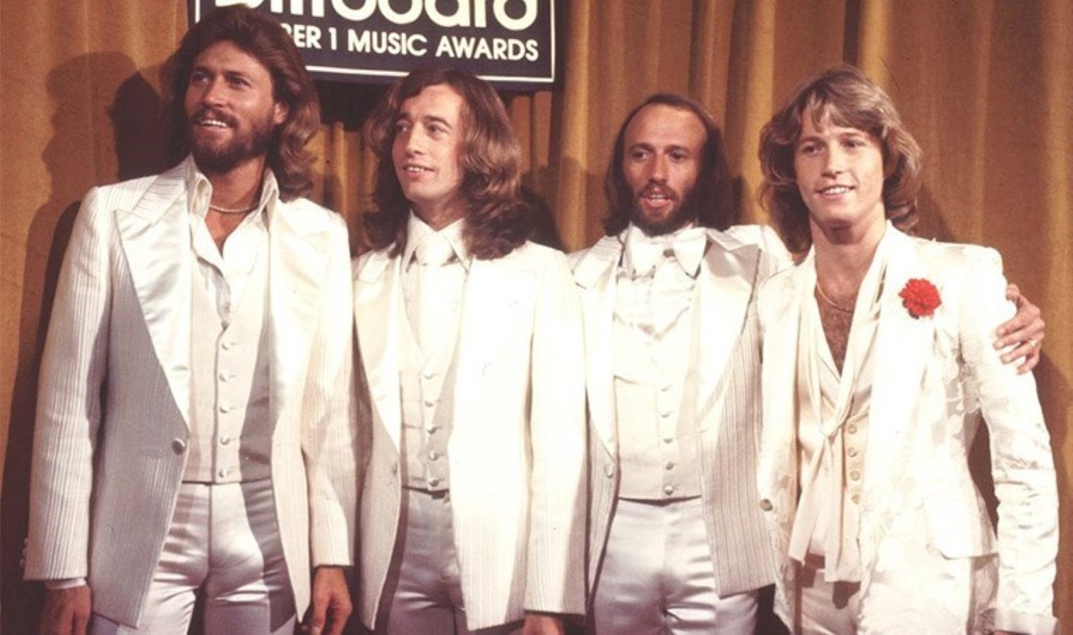 ‘Stayin’ Alive’ şarkısıyla akıllara kazınmışlardı… Bee Gees grubunun iki bateristi, dört gün arayla hayatını kaybetti