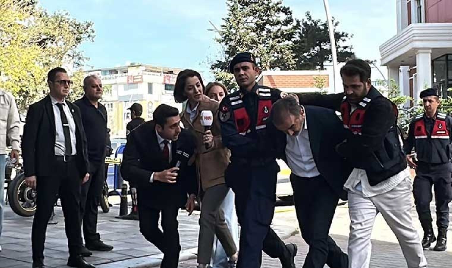 Yenidoğan Çetesi soruşturmasının savcısına dosyadan el çektirildiği iddia edildi: ‘Söz konusu değil’