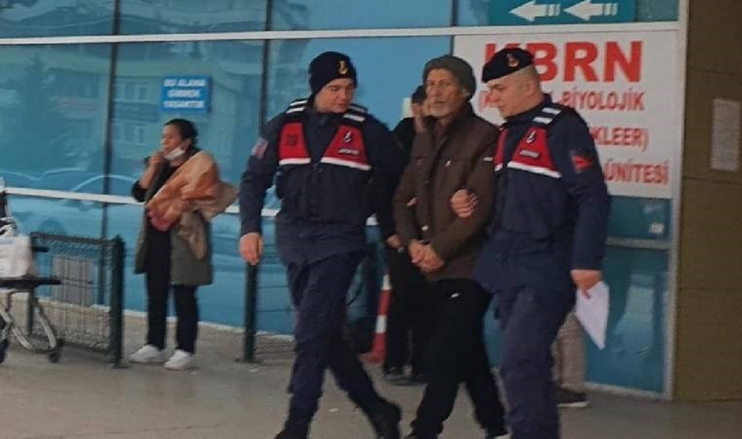 5 yıl hapis cezasıyla aranıyordu… Yakalandı!