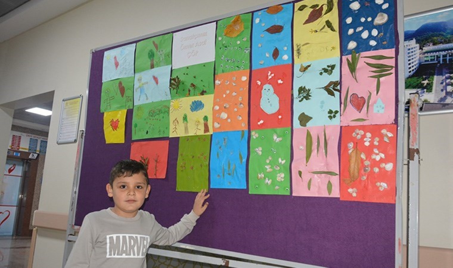 7 yaşındaki Ömür Asaf, tedavi gördüğü hastanede yaptığı resimlerle sergi açtı