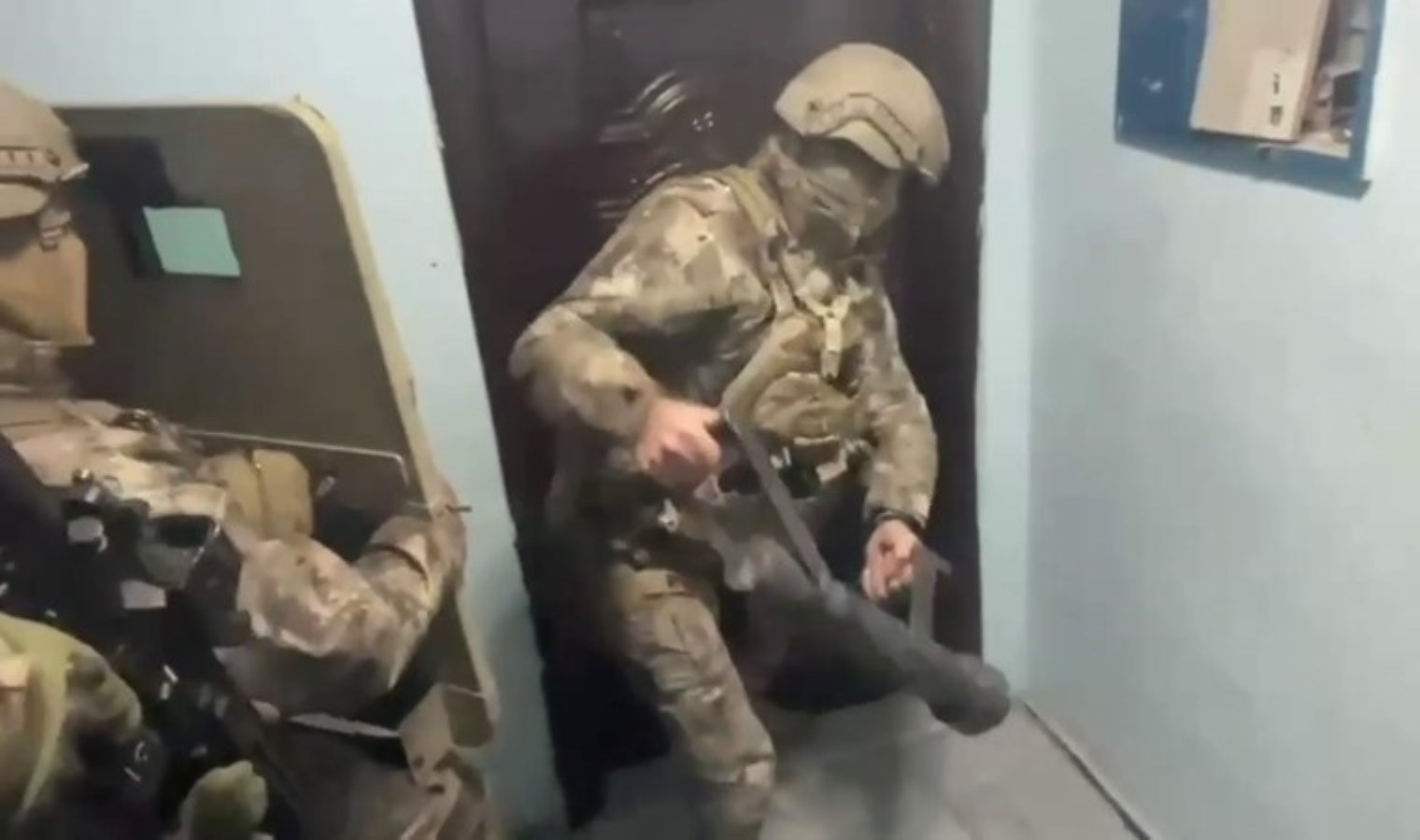 Ağrı’da ‘torbacı’ operasyonu: 15 tutuklama