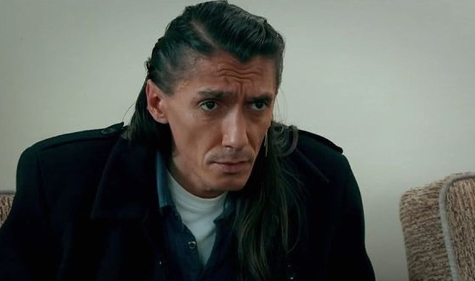 Behzat Ç.’nin ‘Akbaba’sı Berkan Şal’dan RTÜK’e sert tepki: ‘Canım ülkemi tarikatlara peşkeş çekiyorlar’