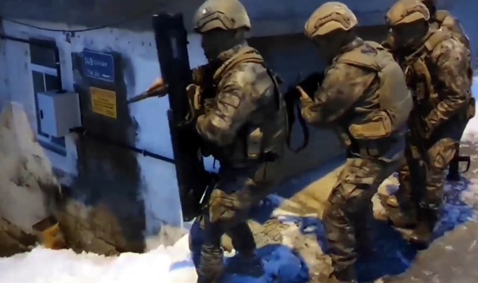 Bitlis’te terör operasyonu: Gözaltılar var!