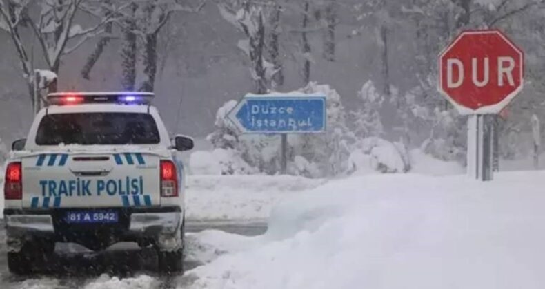 Bolu Dağı’nda yağış sürüyor… Sürücülere kar lastiği uyarısı