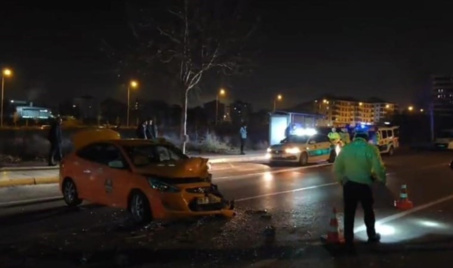 Çorum’da 5 araçlık zincirleme kaza: Yol trafiğe kapandı