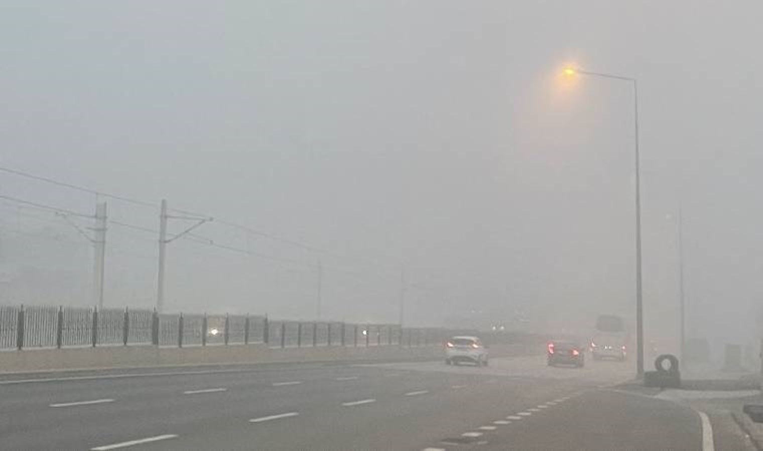 Edirne’de sis etkili oldu… Görüş mesafesi düştü!