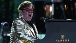 Elton John, sağ gözünü kaybettikten sonra yaşadığı zorlukları anlattı