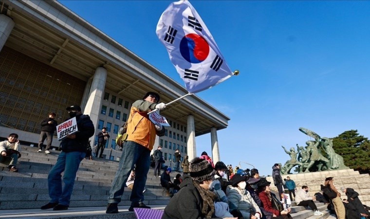 Güney Kore’de Savunma Bakanının istifası kabul edildi