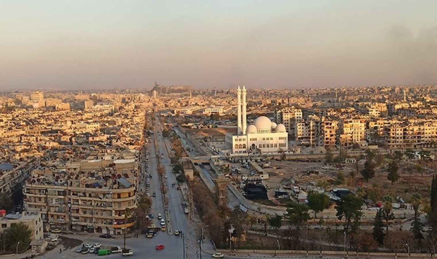 Halep’in ardından sıradaki hedef: Suriye’de cihatçı gruplar Hama’ya yöneldi