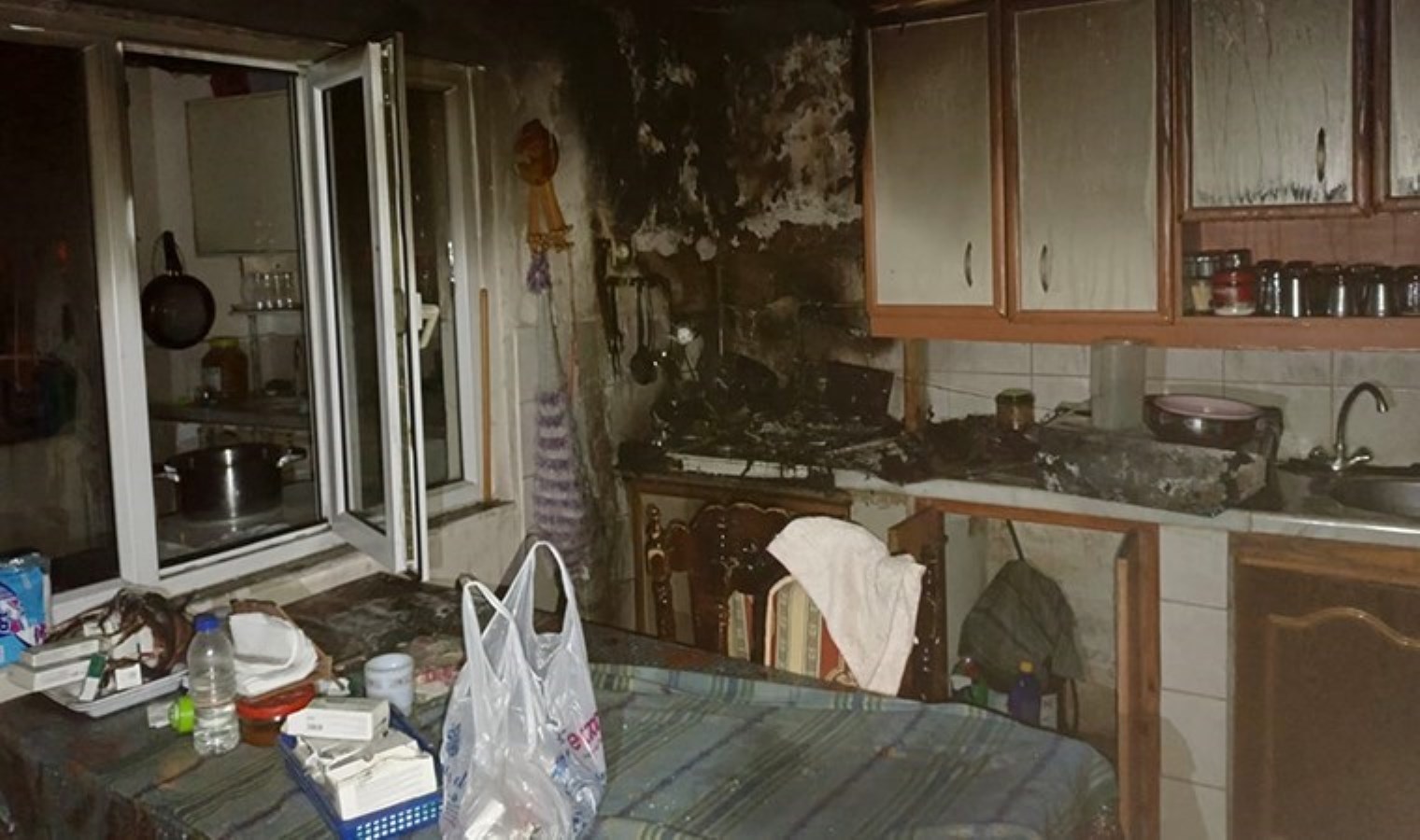 Hatay’da ‘elektrik kontağı’ yangın çıkardı: Karı-koca hastanelik oldu!